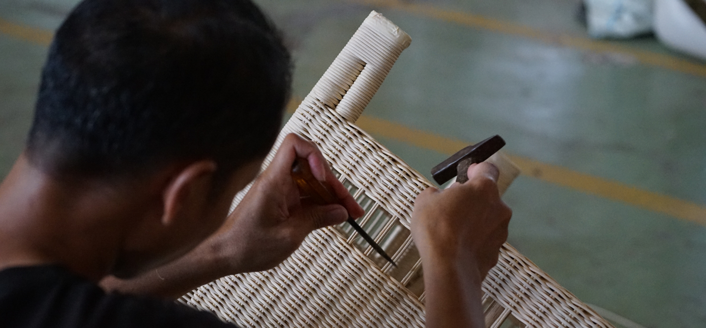 Handcrafted Creations: Celebrating the Art and Beauty of Human Touch Banner