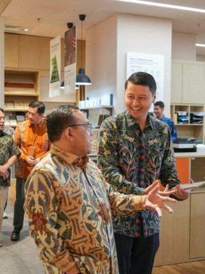 Komisi VII DPR RI tinjau kapasitas dan daya saing manufaktur furniture berorientasi ekspor di PT Gema Graha Sarana